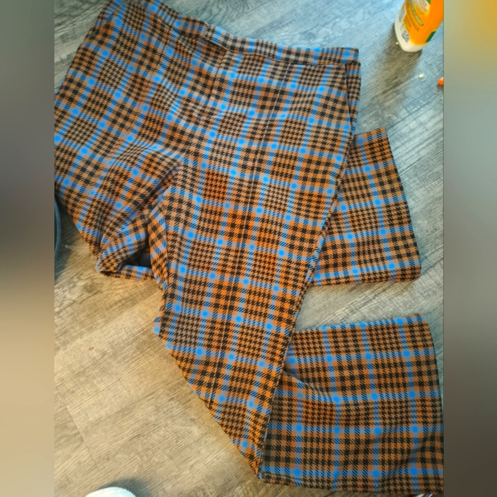 Future Collective retro pants. Size 16W/18W.